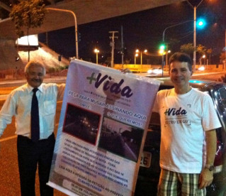 Coletas de Assinaturas foi um sucesso na Raul Lopes.